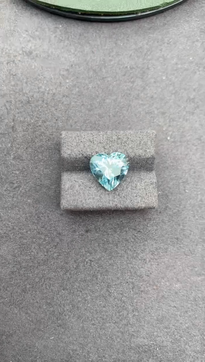 【闪购商品】海蓝宝石裸石未镶嵌4.6ct海蓝宝