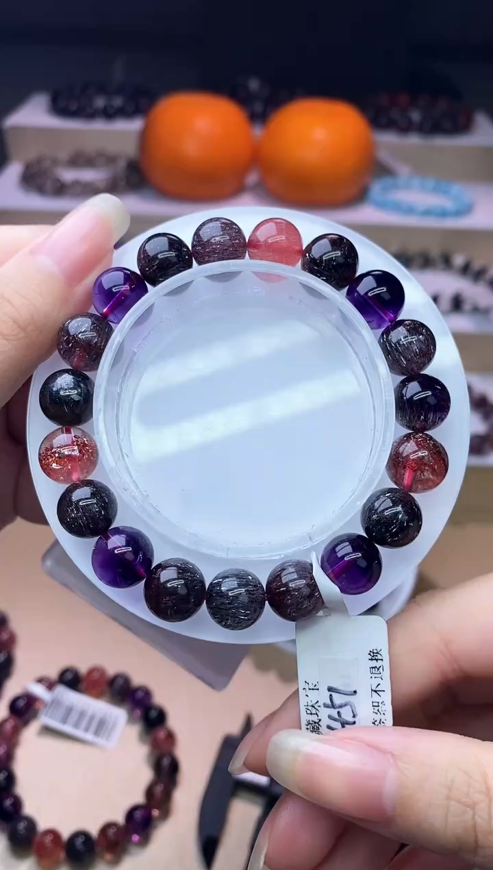 【闪购商品】水晶手链未镶嵌黑加仑超七10m+