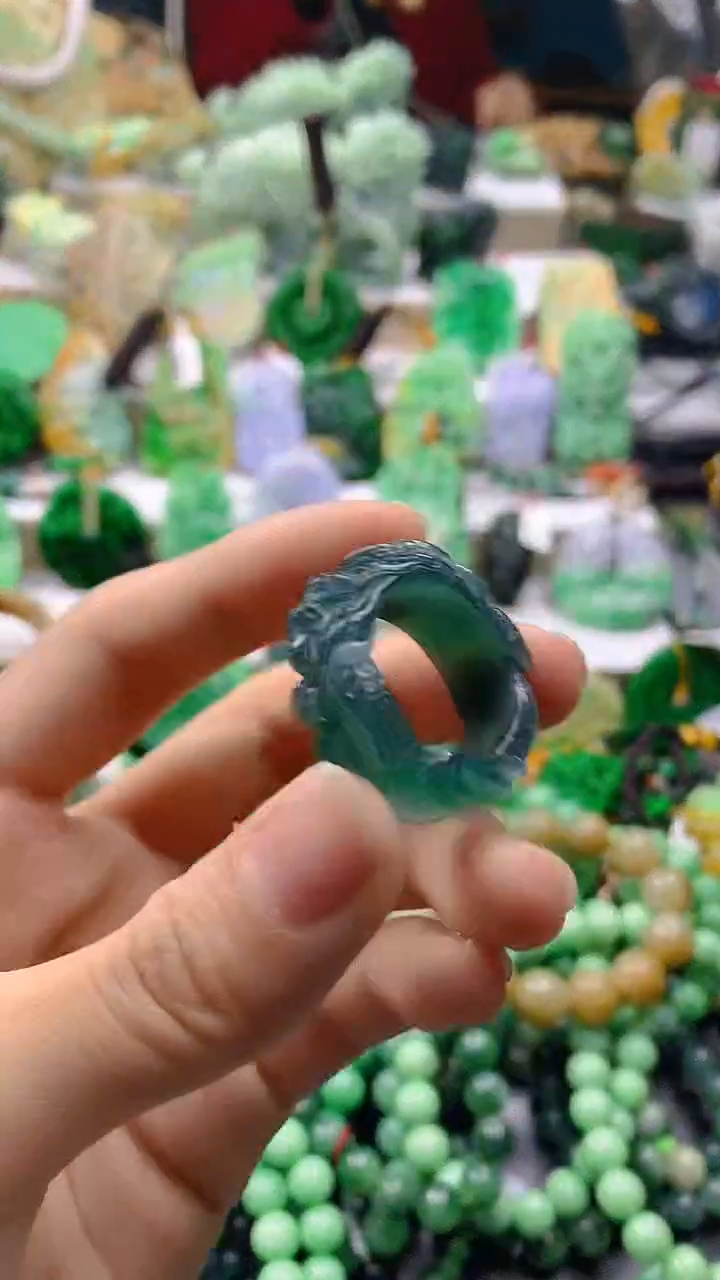 颈饰未镶嵌翡翠天然缅甸a货翡翠