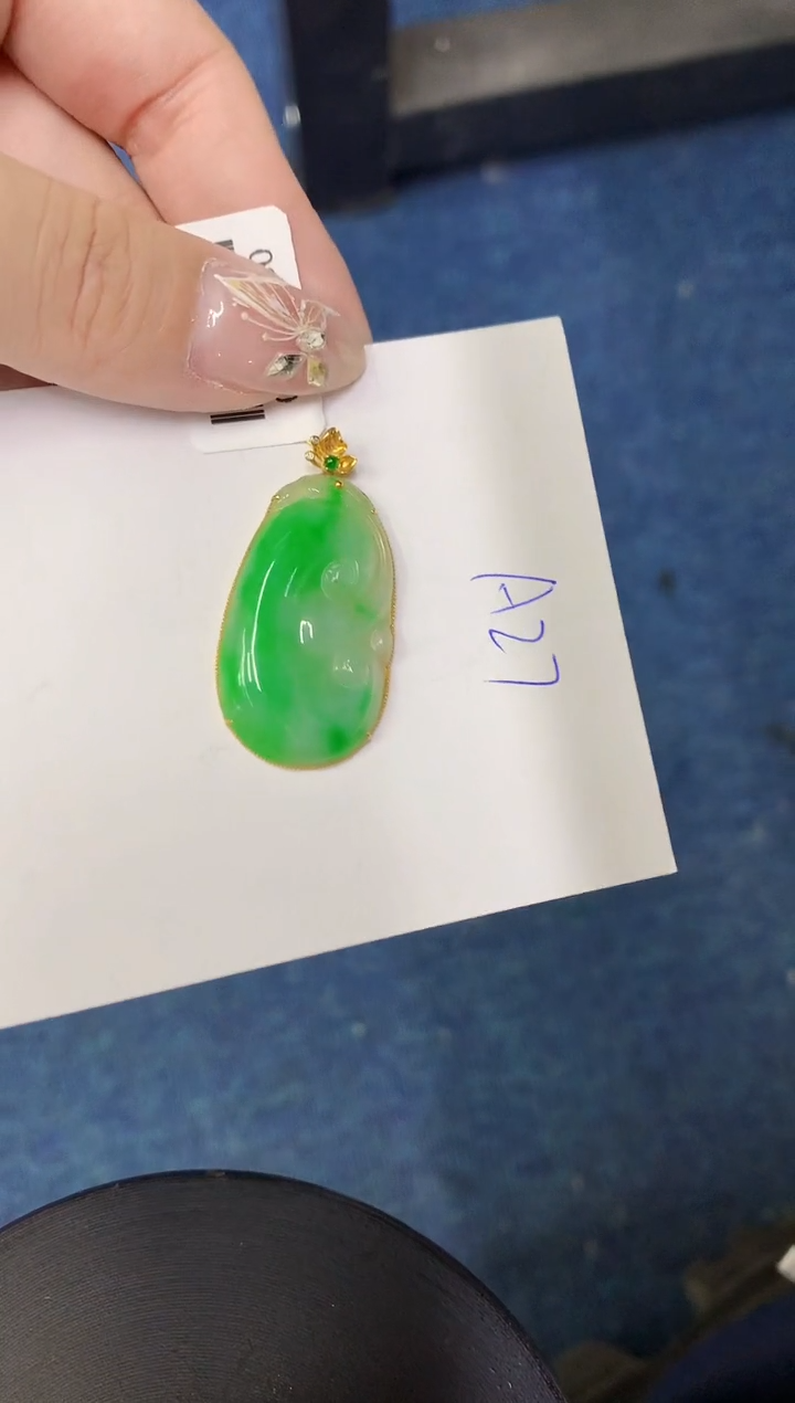 【闪购商品】翡翠颈饰18K金镶嵌00000000000