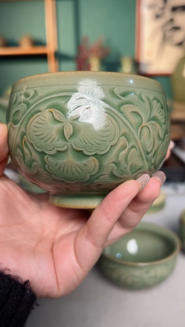 【闪购商品】其他纯手工缠枝牡丹罗汉杯