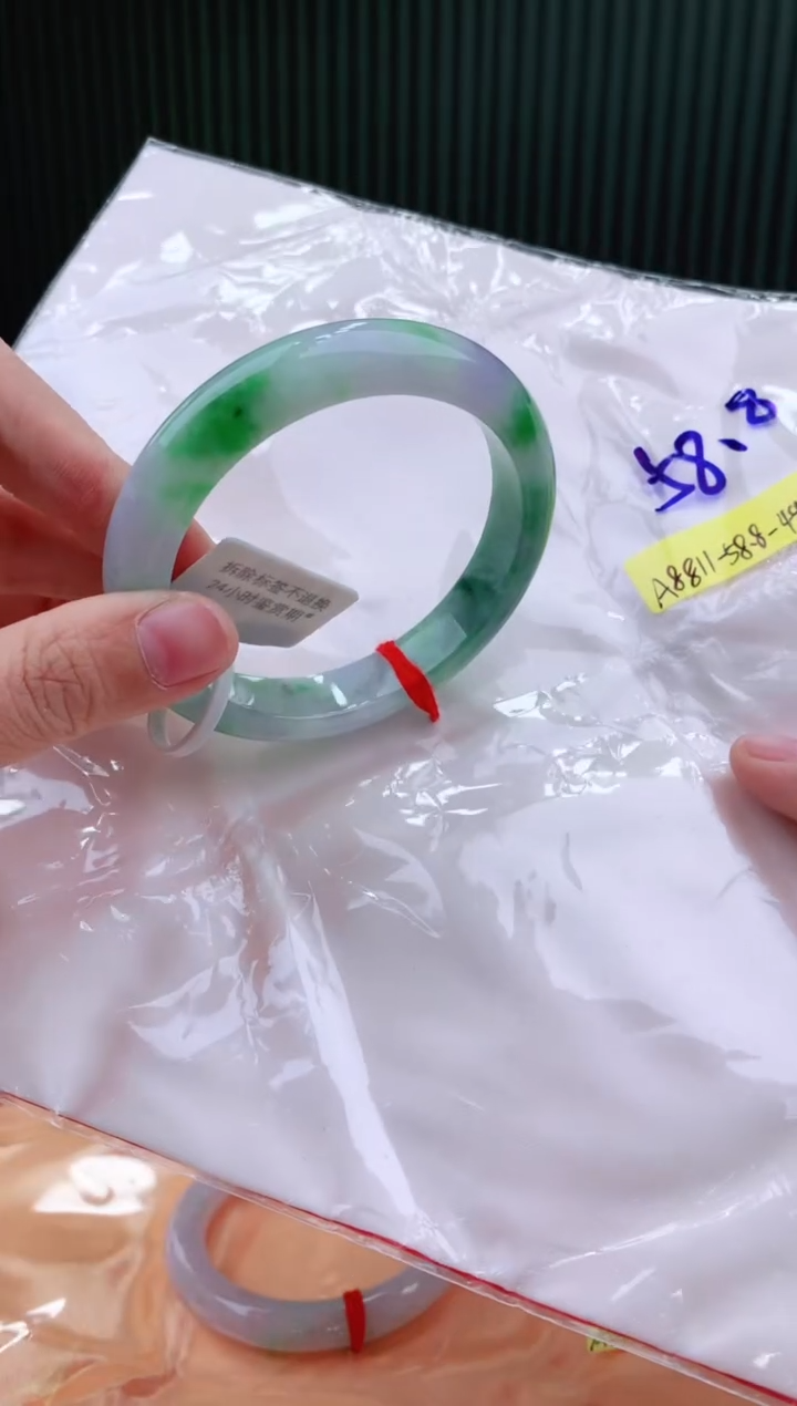 未镶嵌手镯翡翠58+