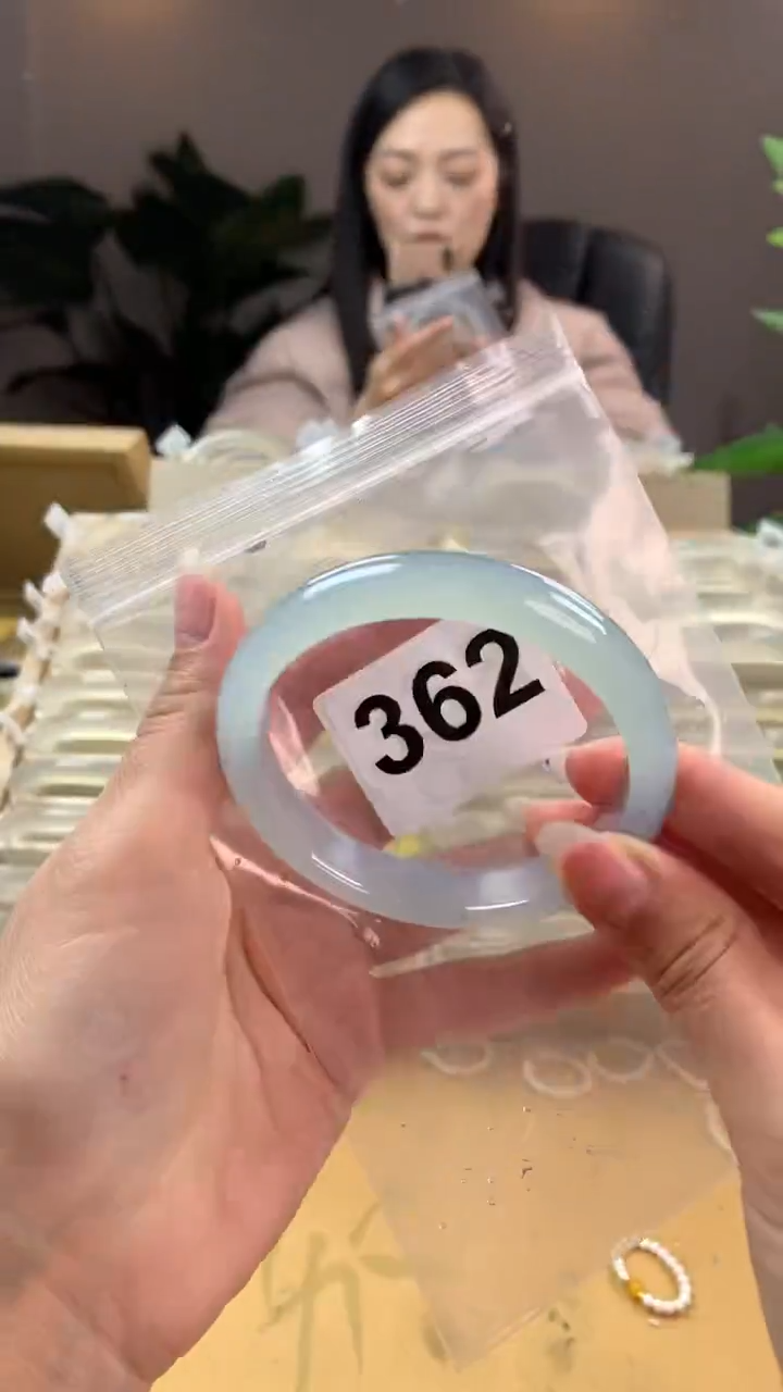 【闪购商品】玛瑙/玉髓手镯未镶嵌362