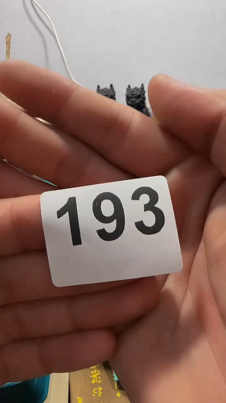 石英石铁合金洋*精美手手链链一个