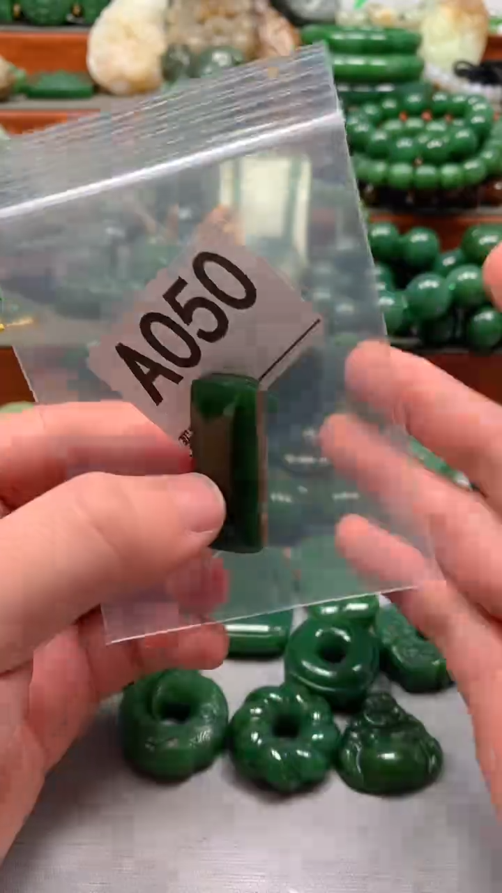 未镶嵌和田玉珠宝半成品1