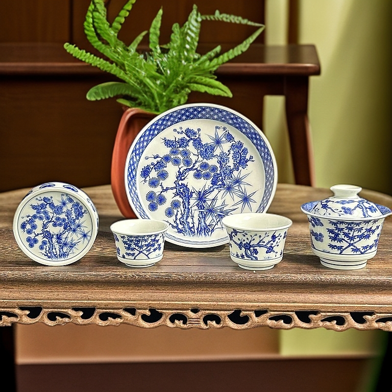 景德镇尊宇窑陶瓷青花松竹梅岁寒三友高温釉下手工胎盖碗高档茶具