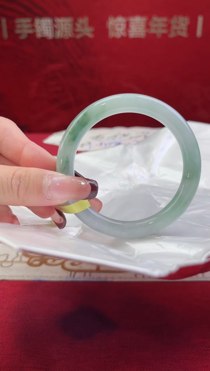 【闪购商品】翡翠手镯未镶嵌翡翠手镯31