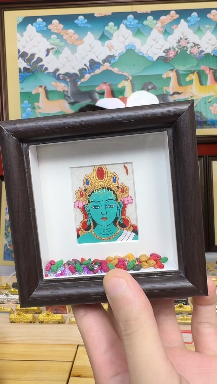 吊坠绿妈妈-热贡纯手绘周毛