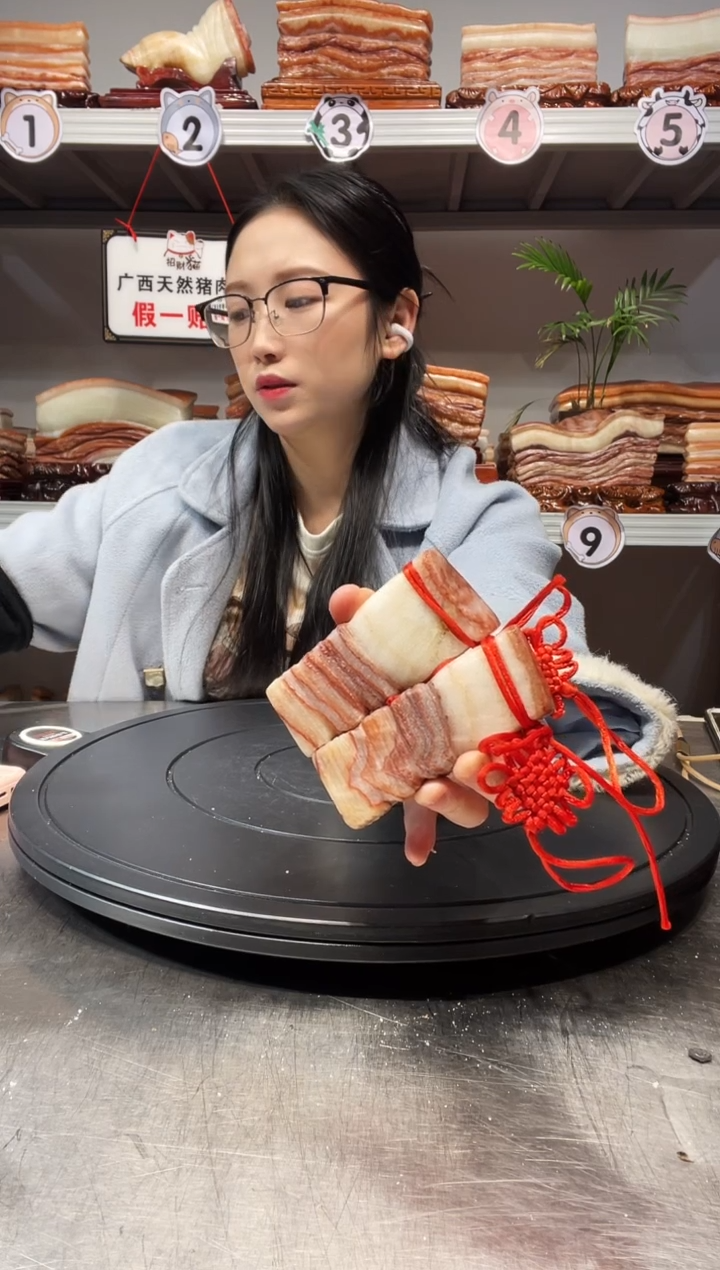 【闪购商品】天然石材柳州猪肉石