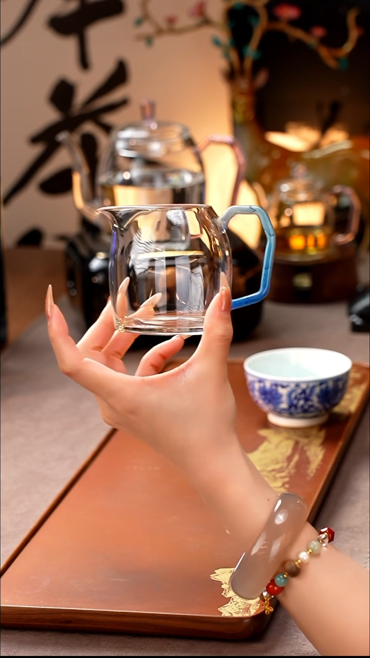 暗香疏影/炫彩秦权匀杯/凤玉