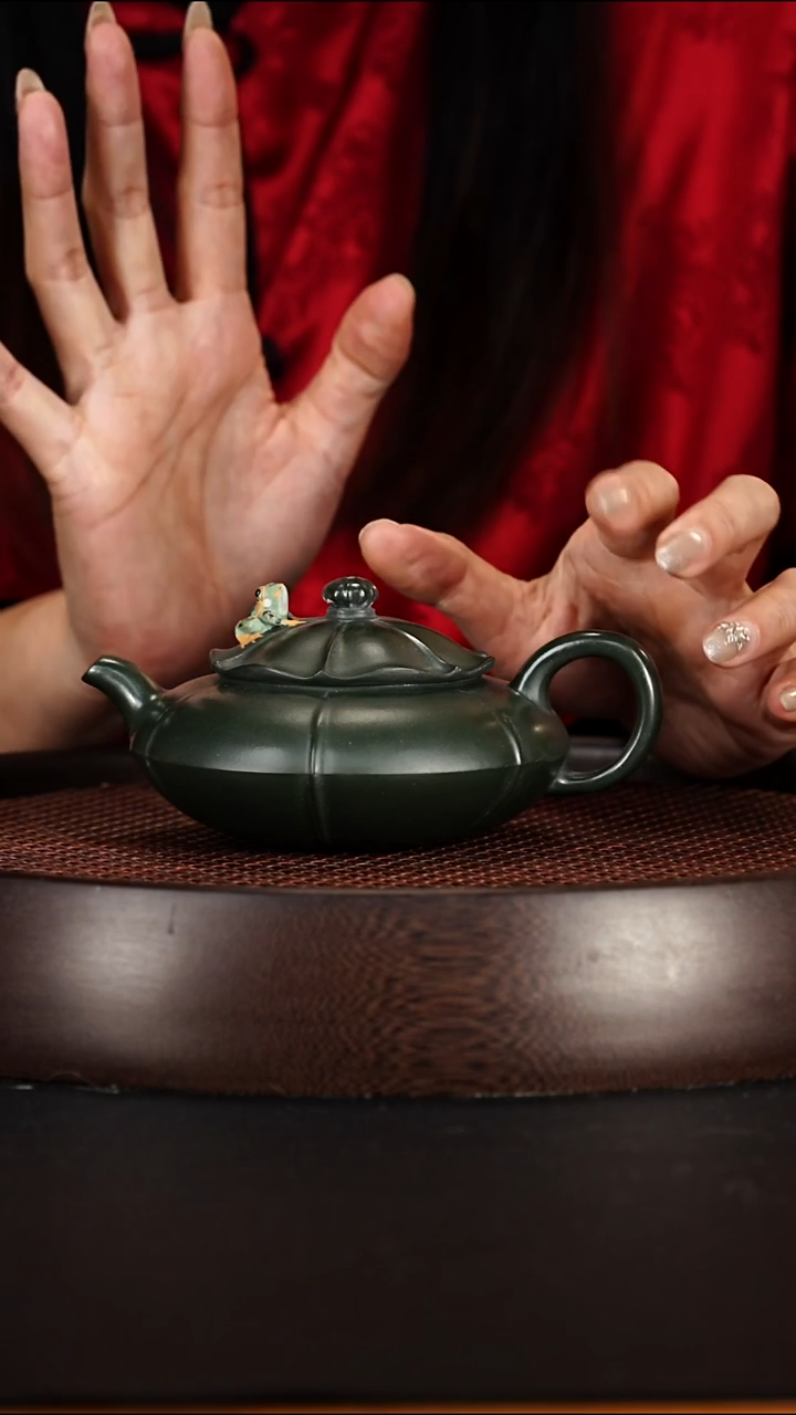 茶壶紫砂宜兴紫砂壶景舟民国绿泥筋纹青蛙260cc