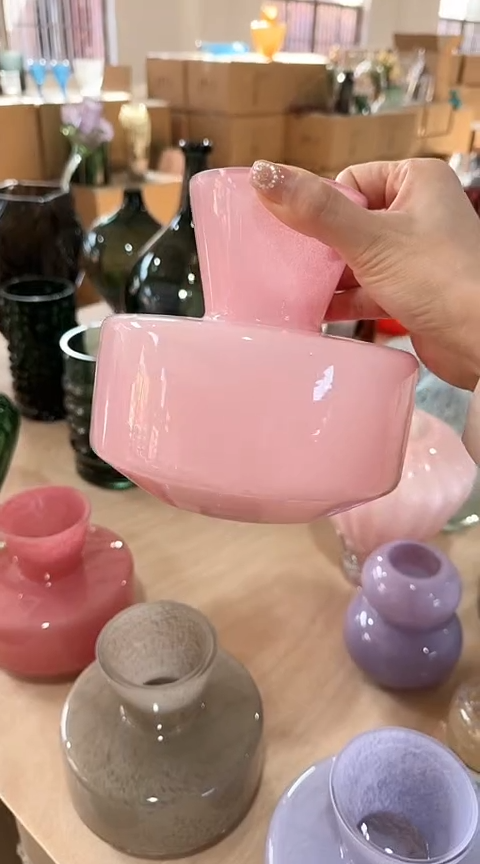 【闪购商品】玻璃粉色扁瓶