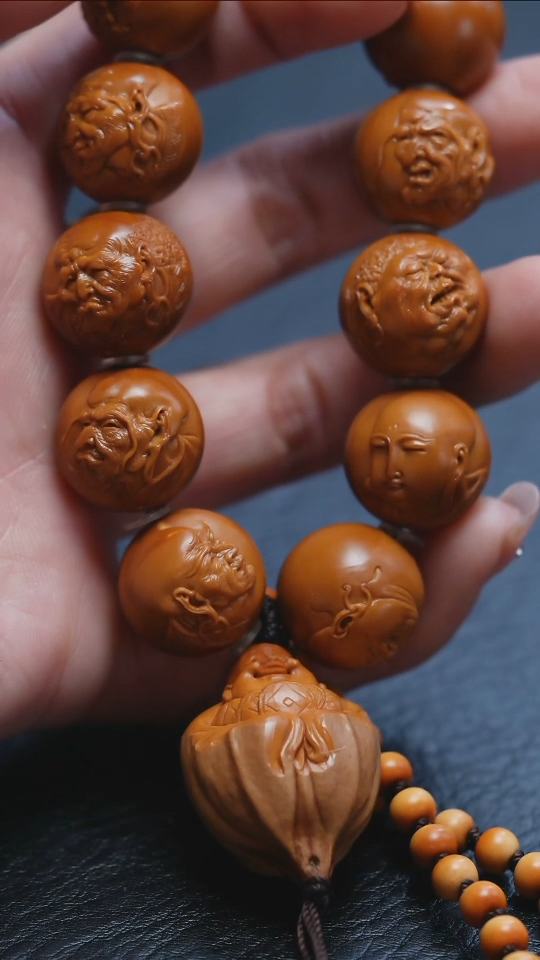 【闪购商品】橄榄核吊坠苏工橄榄核