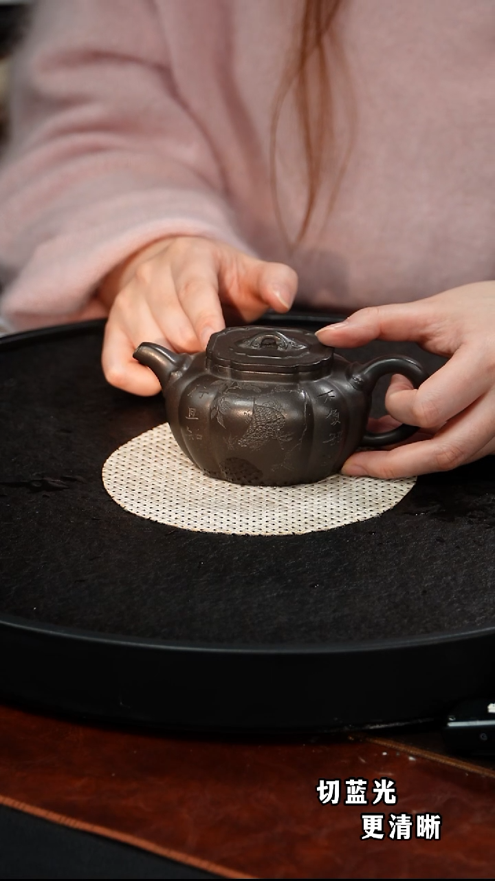 茶壶紫砂  惠慧   椭圆菱花91    甲级老皮青  200毫升 