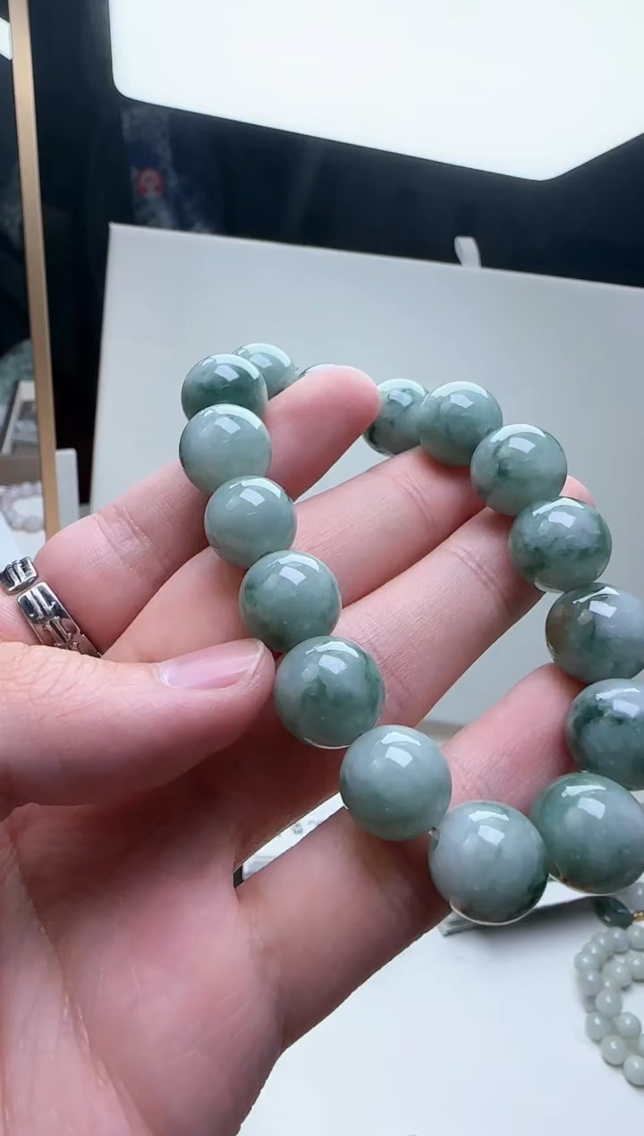 【闪购商品】翡翠手串未镶嵌翡翠手串51