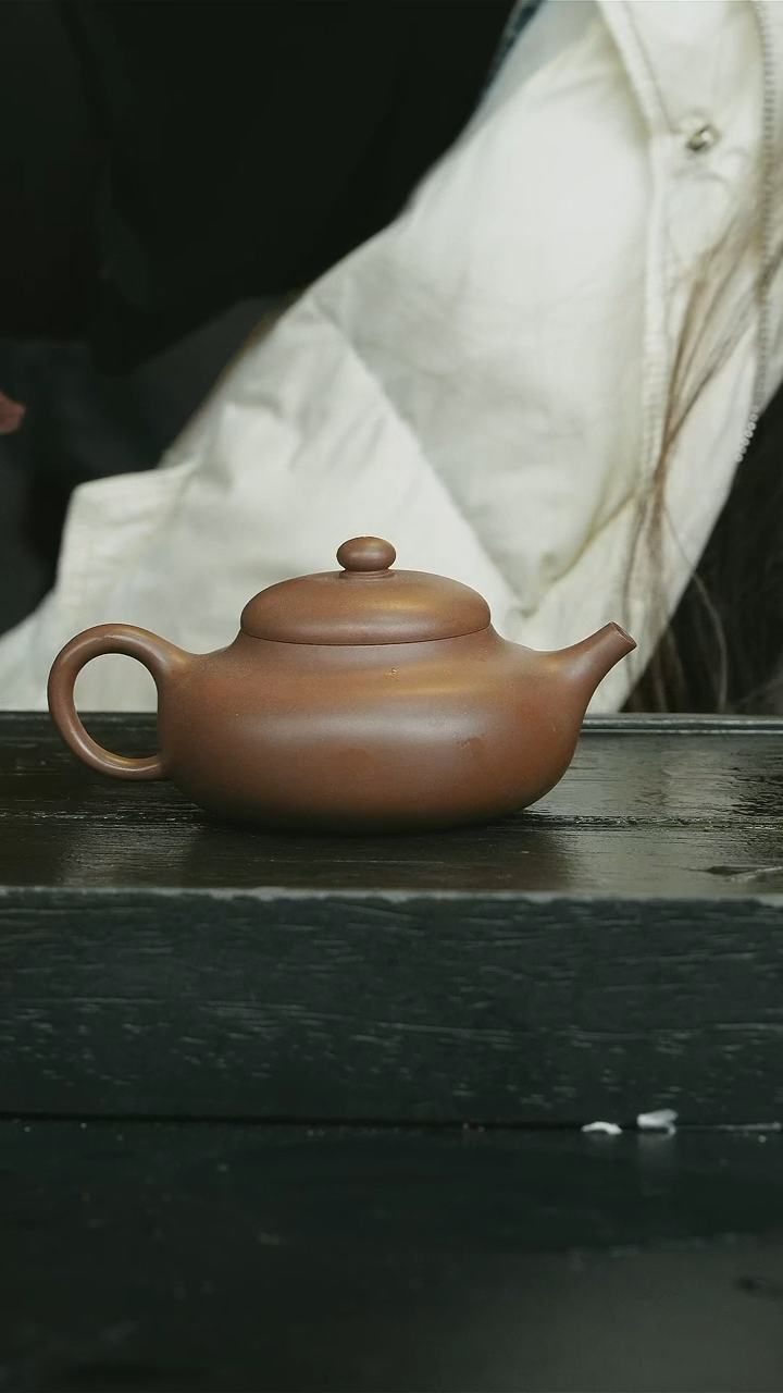 【闪购商品】紫砂茶壶革紫泥光素静乐