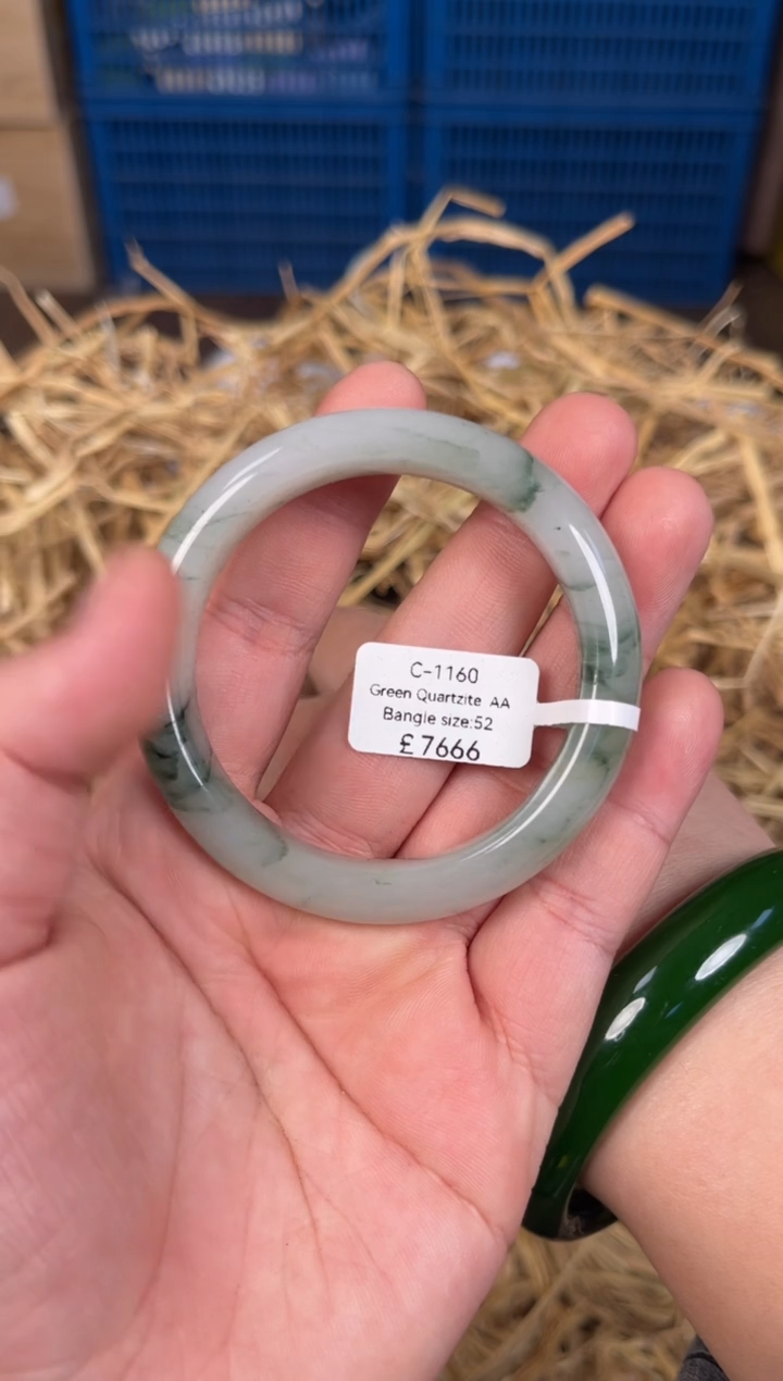 未镶嵌手镯石英质玉C1160