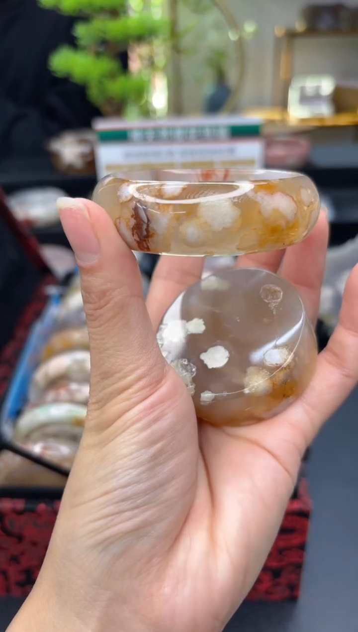 【闪购商品】石英质玉手镯未镶嵌C591(52圈赠送镯心)