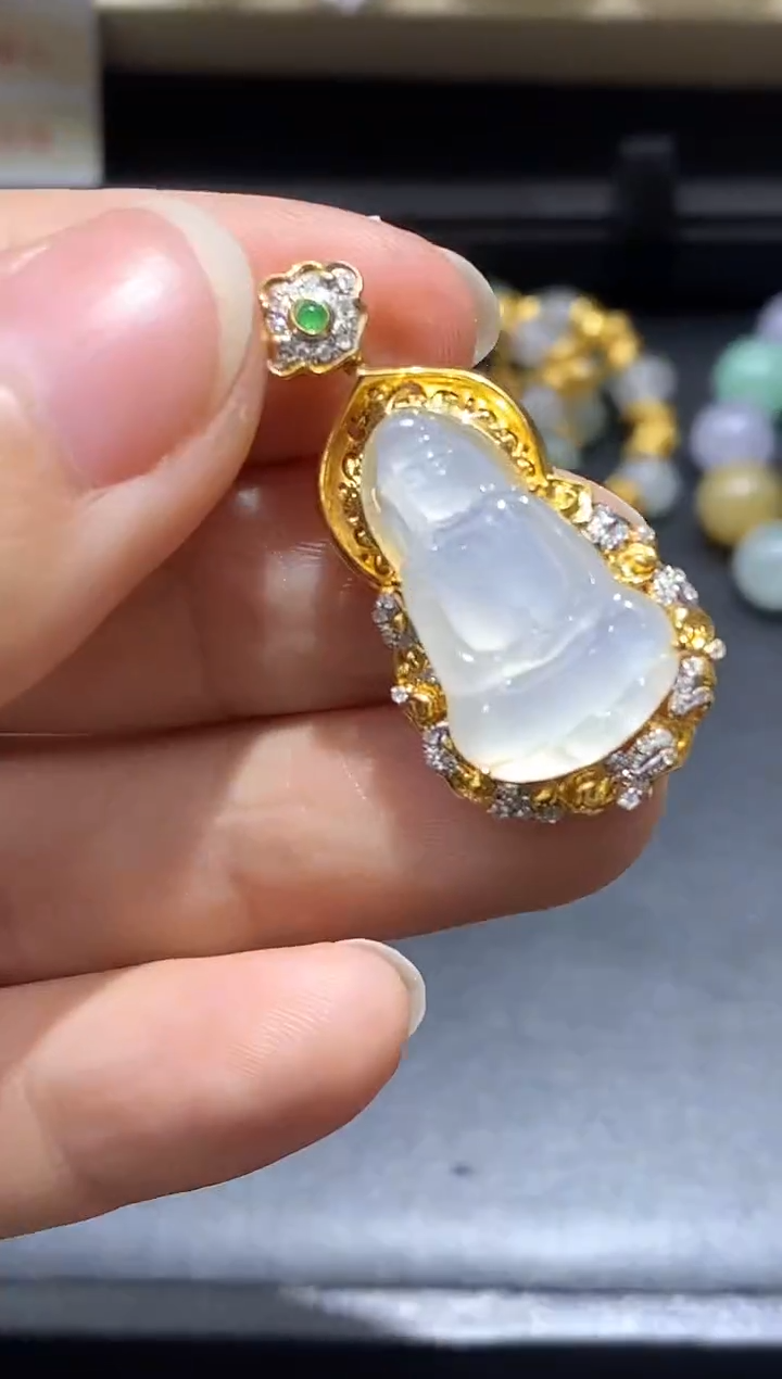 颈饰18K金镶嵌翡翠478-中国好珍宝