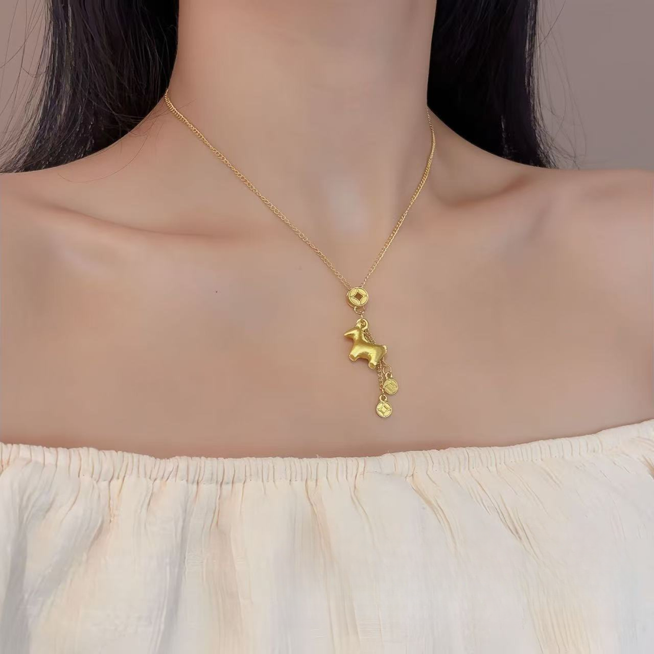 铜合金吊坠 马上有钱花轻奢项链吊坠气质可爱金色简约小众坠链
