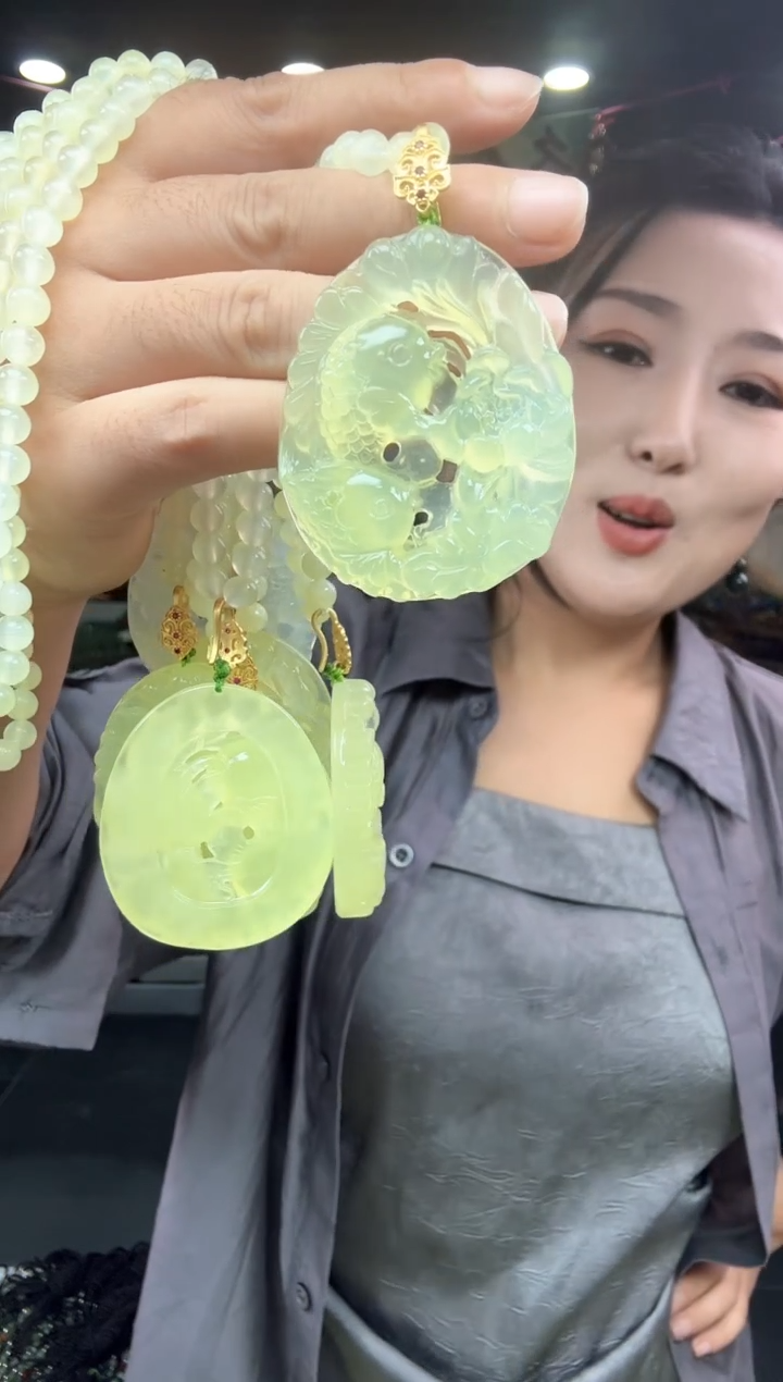 未镶嵌岫玉颈饰蜂蜜水莲花鱼【随机发货其中一个】