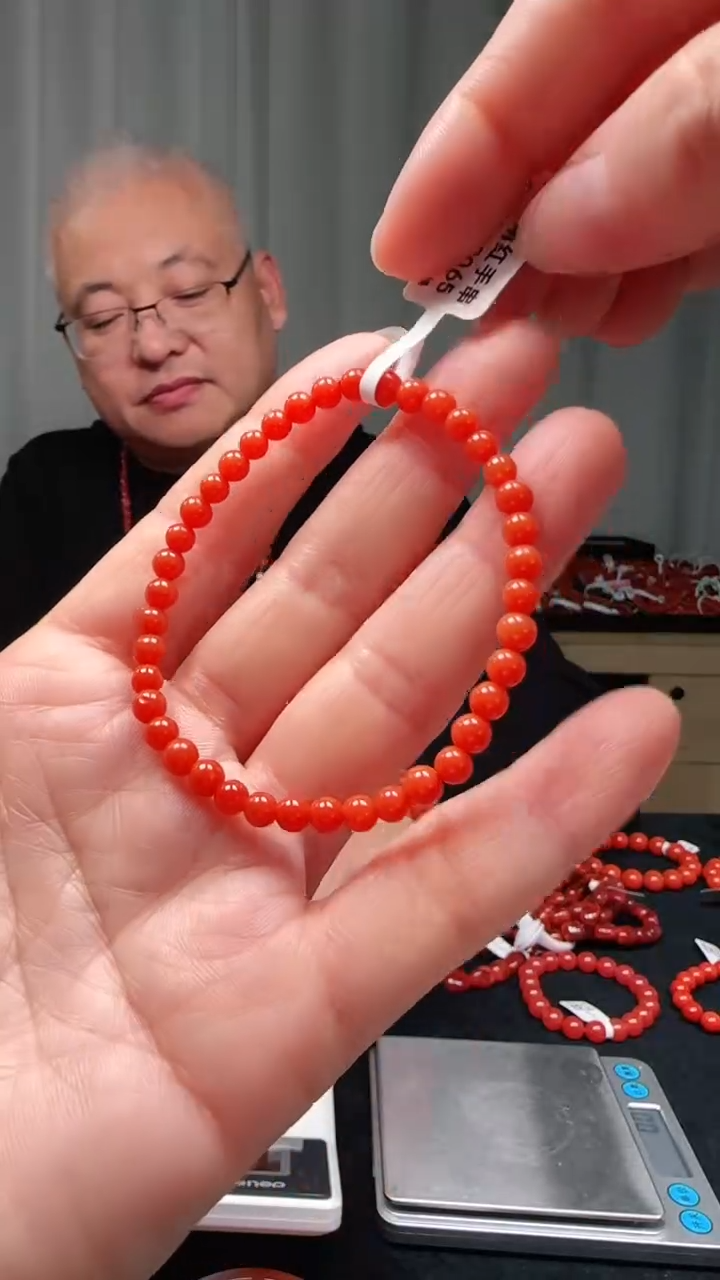 未镶嵌多样性发一件南红玛瑙【云端】4mm保山圆珠单圈 