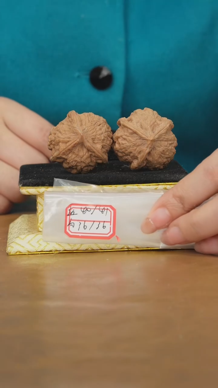 把件文玩核桃罗汉头三棱