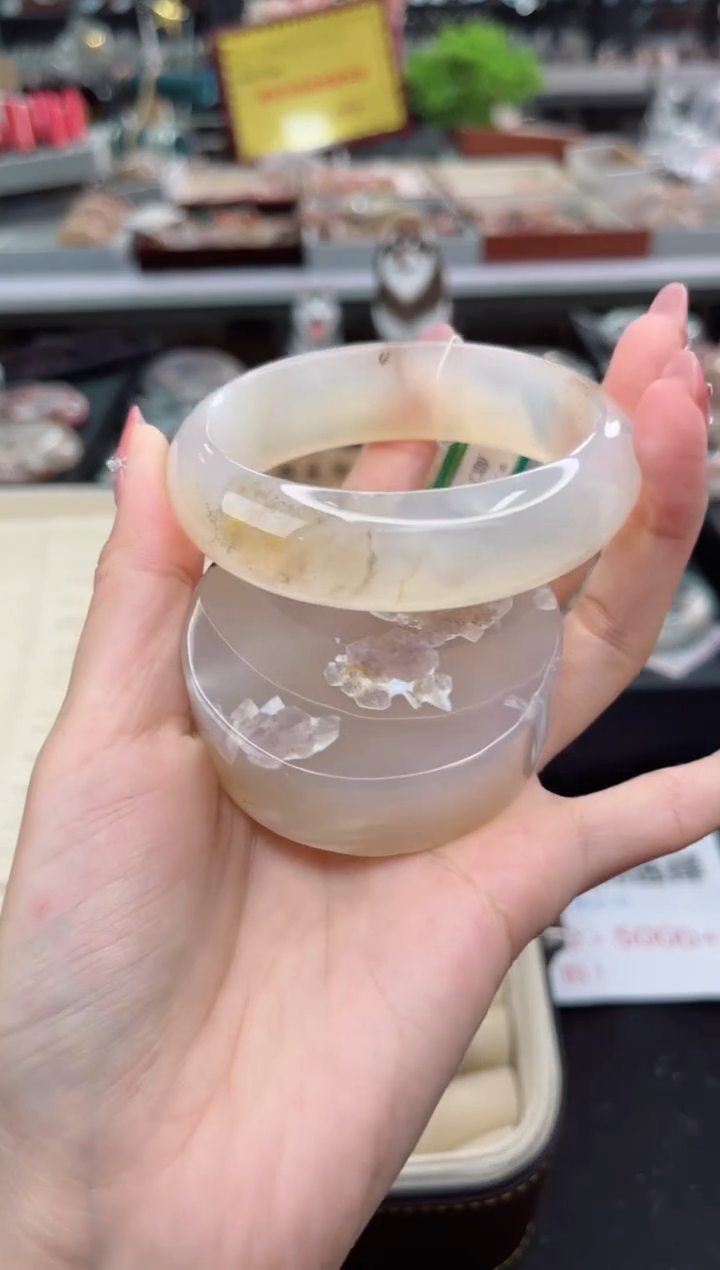 【闪购商品】石英质玉手镯未镶嵌60圈口（赠品镯心）3681210