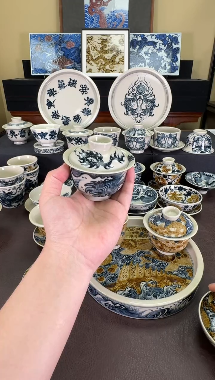 【闪购商品】二号釉过肩龙盖碗