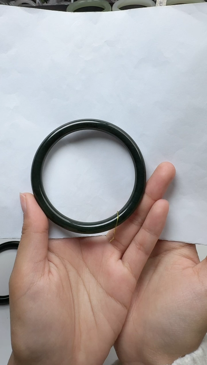 【闪购商品】和田玉手镯未镶嵌60/61圈口 YY