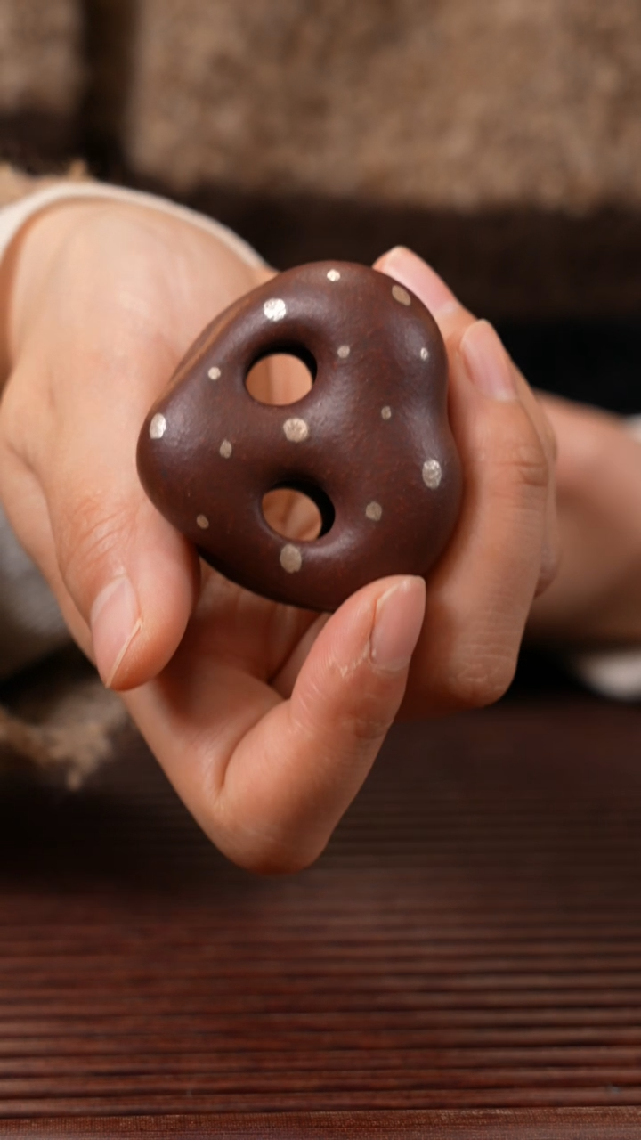 【闪购商品】紫砂茶宠猪鼻（描银）