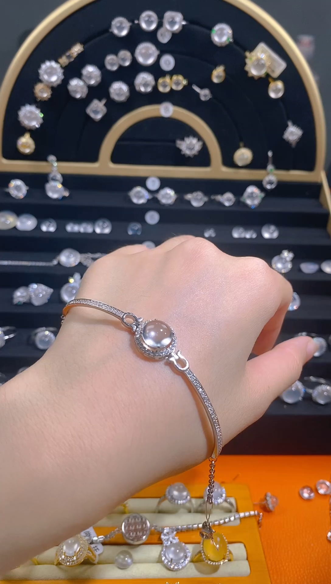 石英质玉手链合金手链