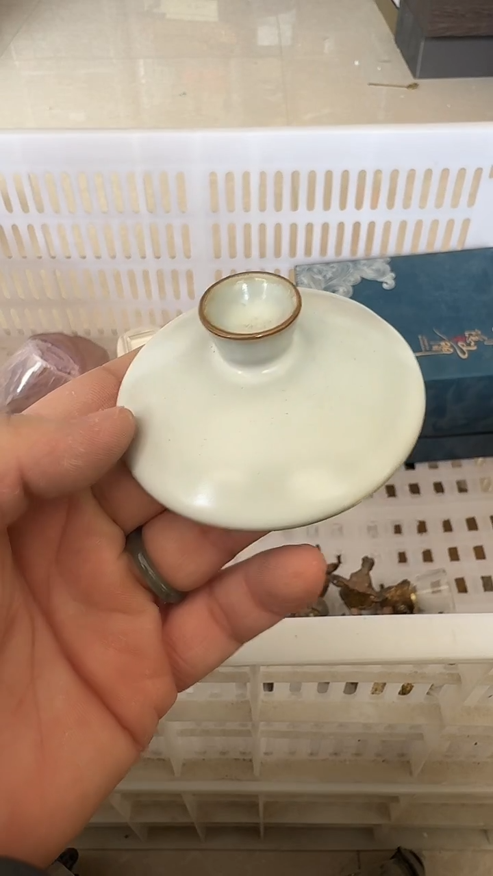 杯无运费险有瑕疵的摄影的产品有使用过的痕迹有点脏介意勿拍