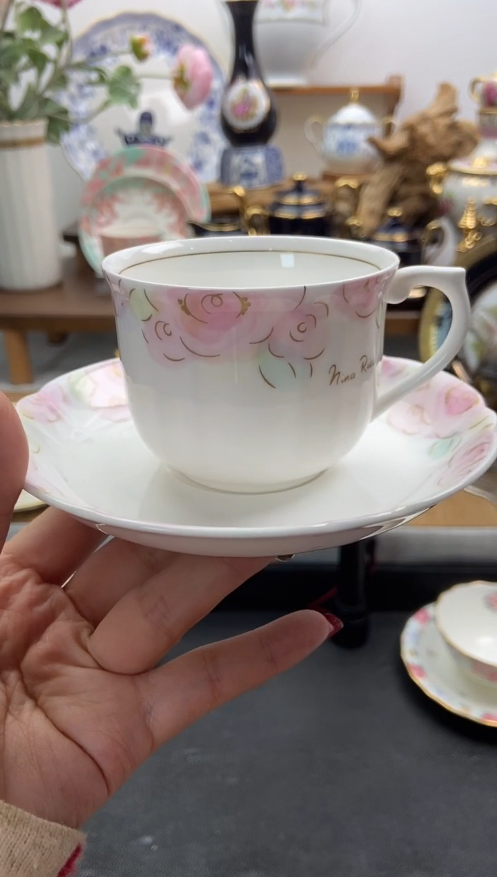 瓷片全新nina咖啡杯谨慎参拍，防伪帖撕毁无售后