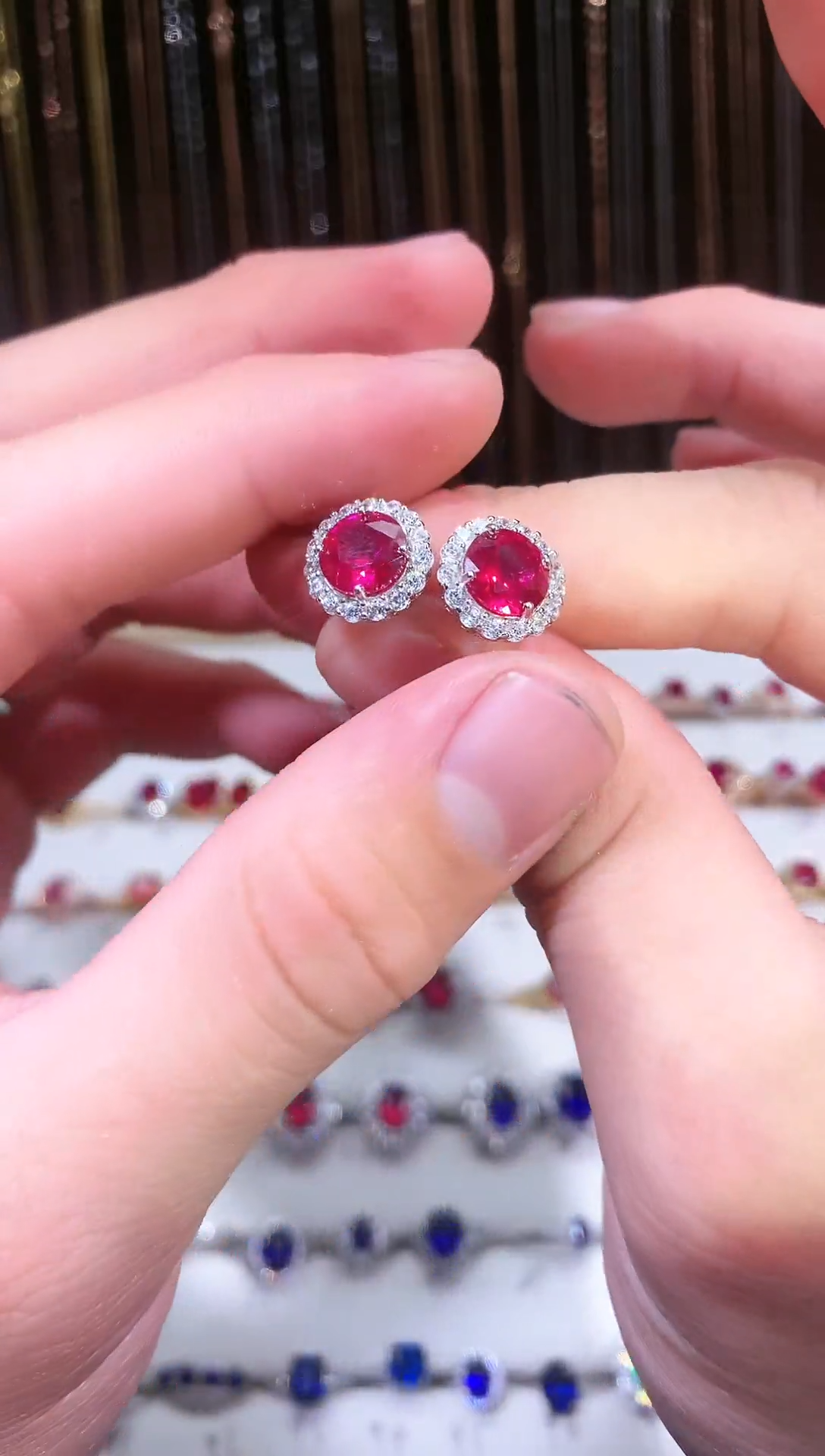 【闪购商品】红宝石耳饰银S925镶嵌11111