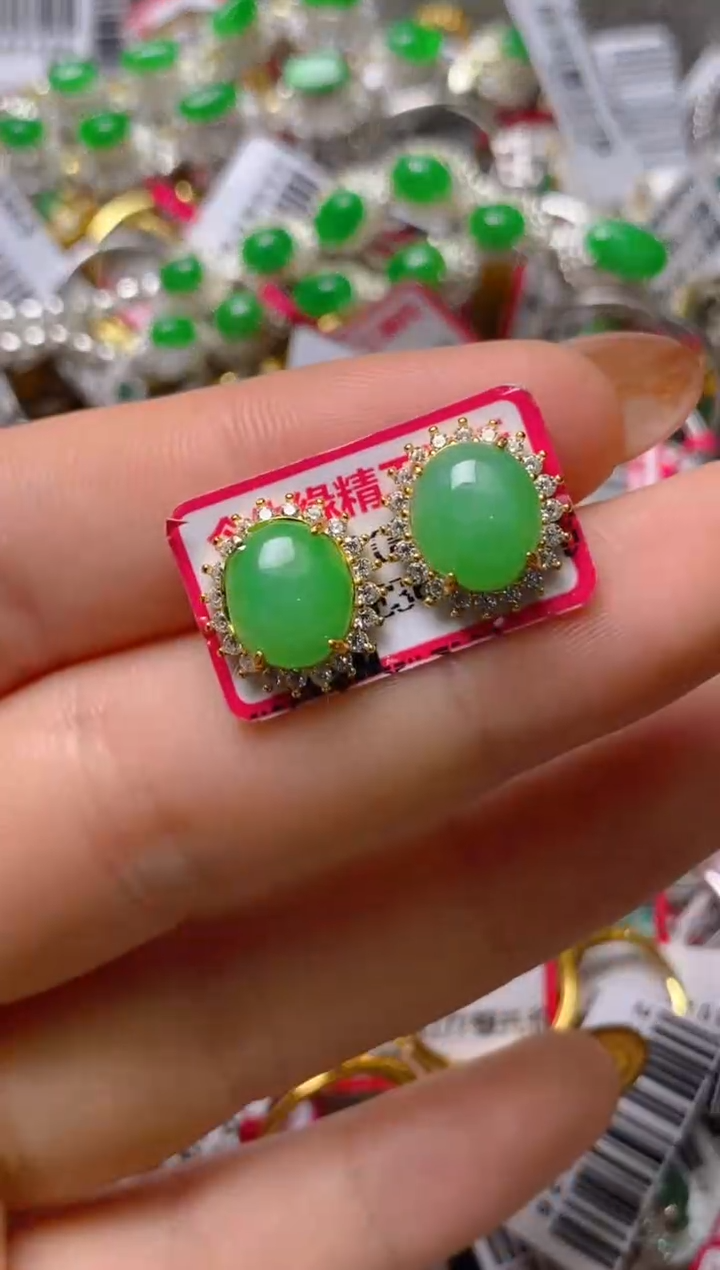 银S925镶嵌戒指翡翠百内无证书