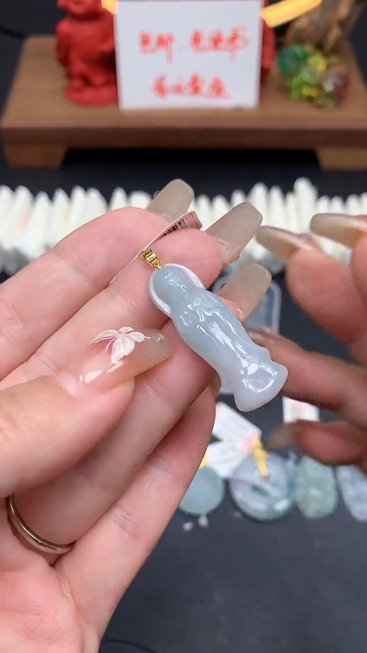 【闪购商品】翡翠吊坠(不含链)18K金镶嵌MS154970