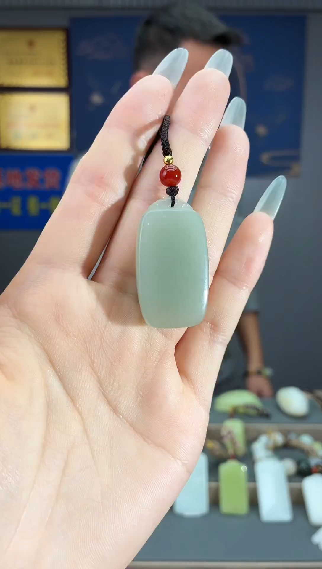 颈饰未镶嵌和田玉1