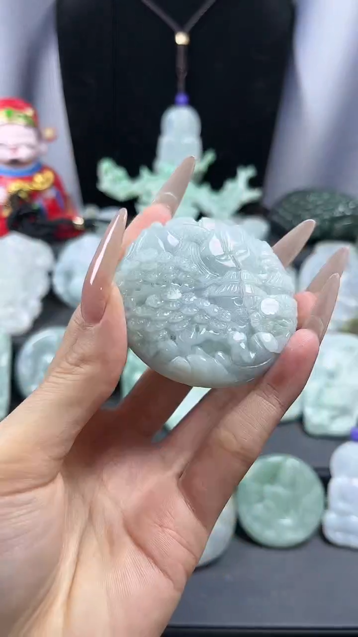 【闪购商品】翡翠颈饰未镶嵌双面雕山水牌