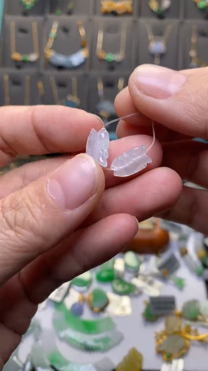 颈饰未镶嵌翡翠净货37485