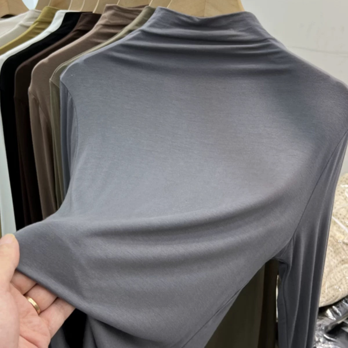 045高级细螺纹高弹高领打底衫