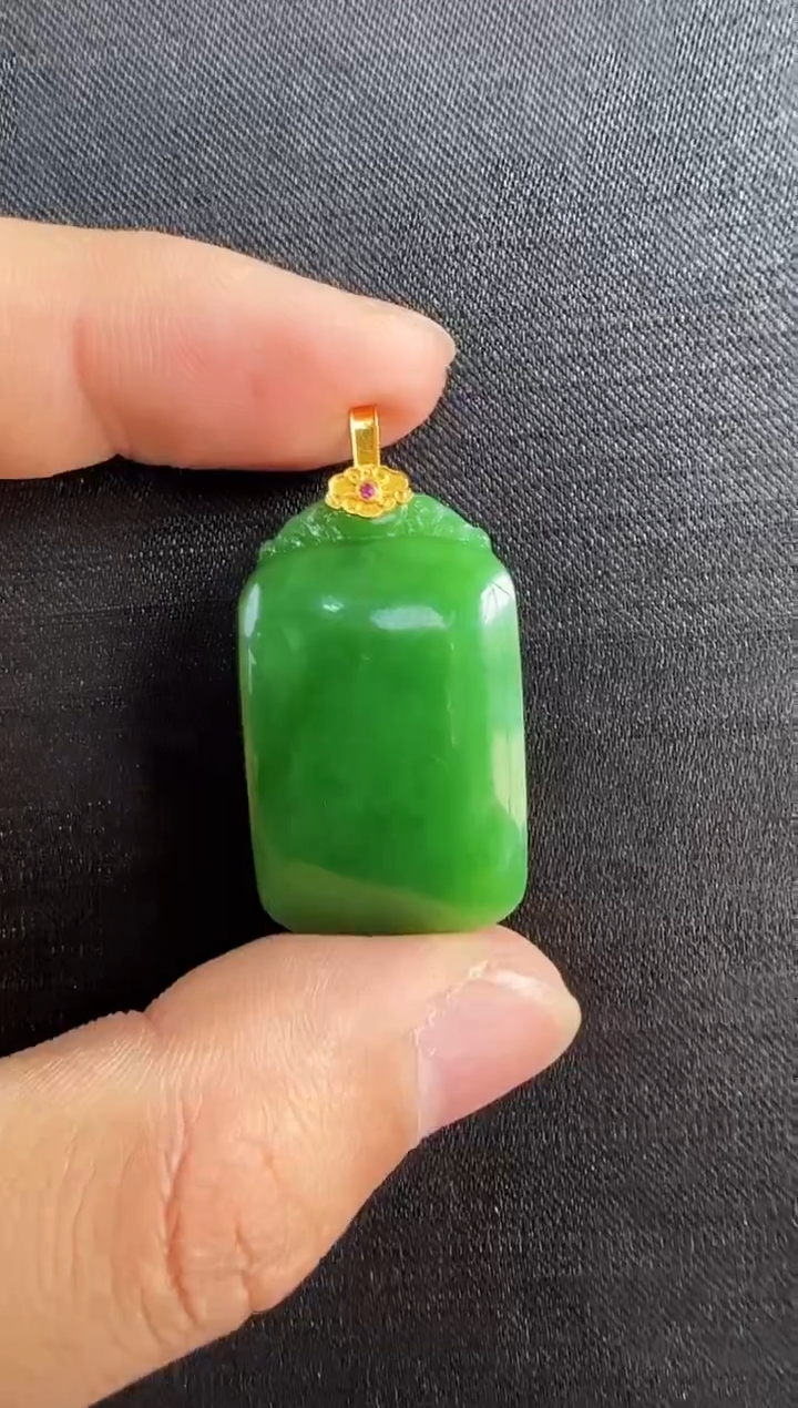 【闪购商品】和田玉吊坠18K金镶嵌无事牌