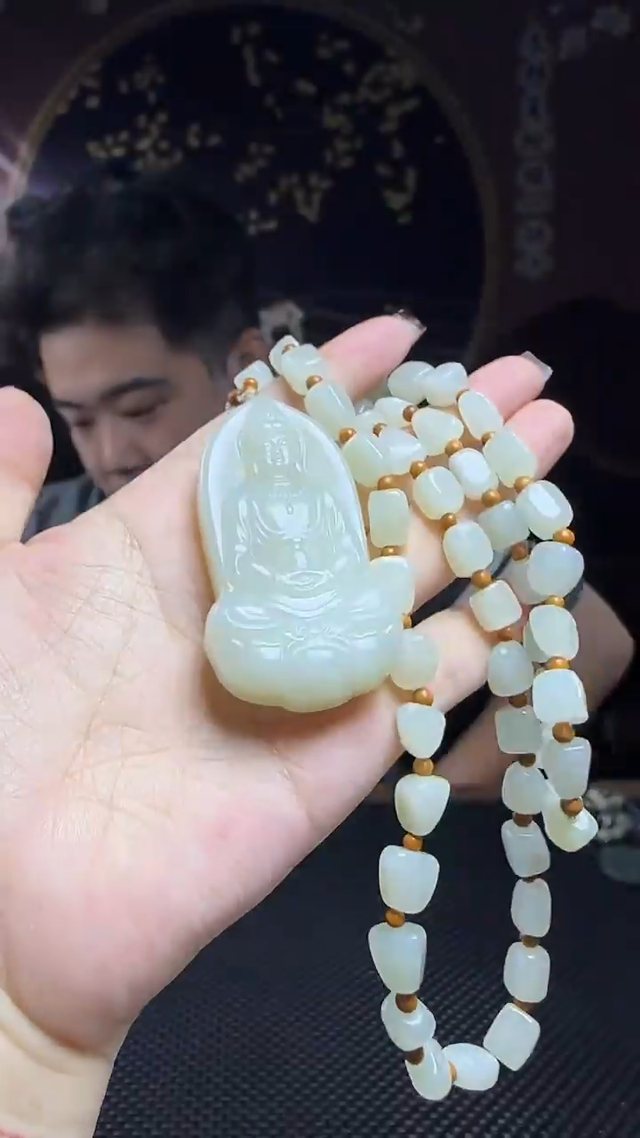 和田玉未镶嵌挂件和田玉买一发一