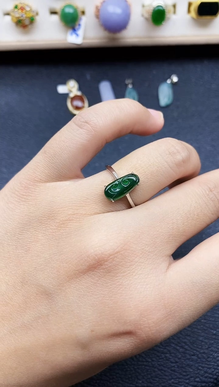 【闪购商品】翡翠戒指银S925镶嵌11111