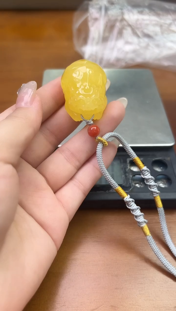 未镶嵌琥珀裸石琥珀蜜蜡吊坠