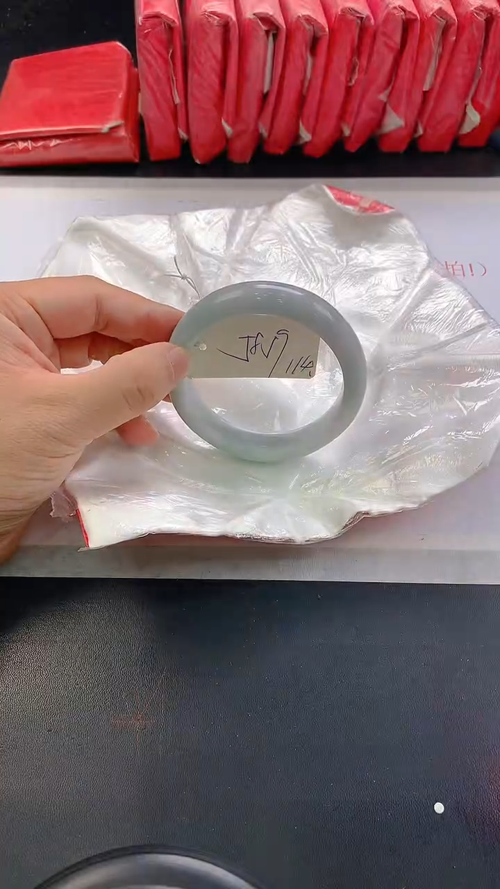 未镶嵌手镯翡翠114