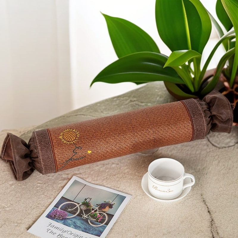 刺绣枕头茶香夏凉冰丝绣花藤草舒适竹制圆形小葵花款护颈椎枕