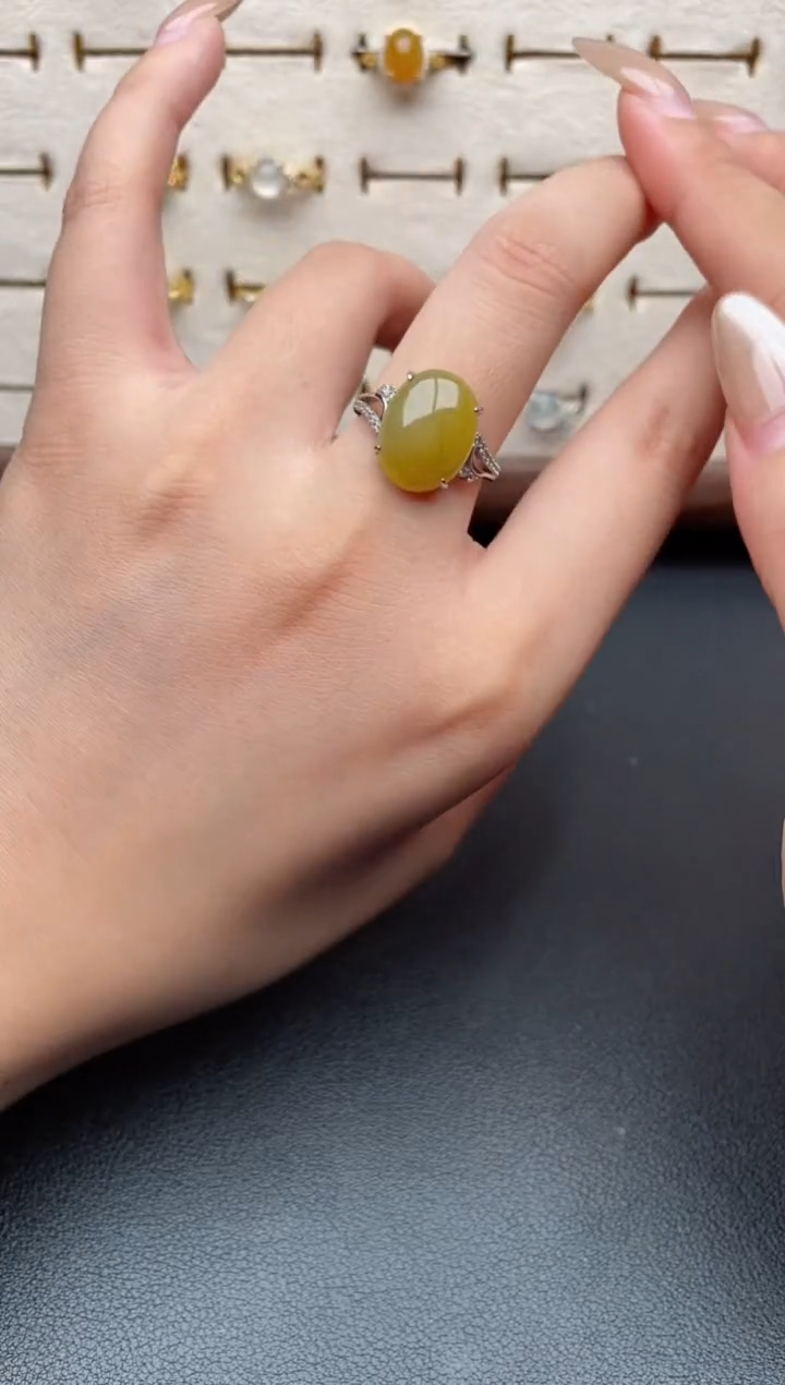 银S925镶嵌戒指翡翠一物一证一礼盒