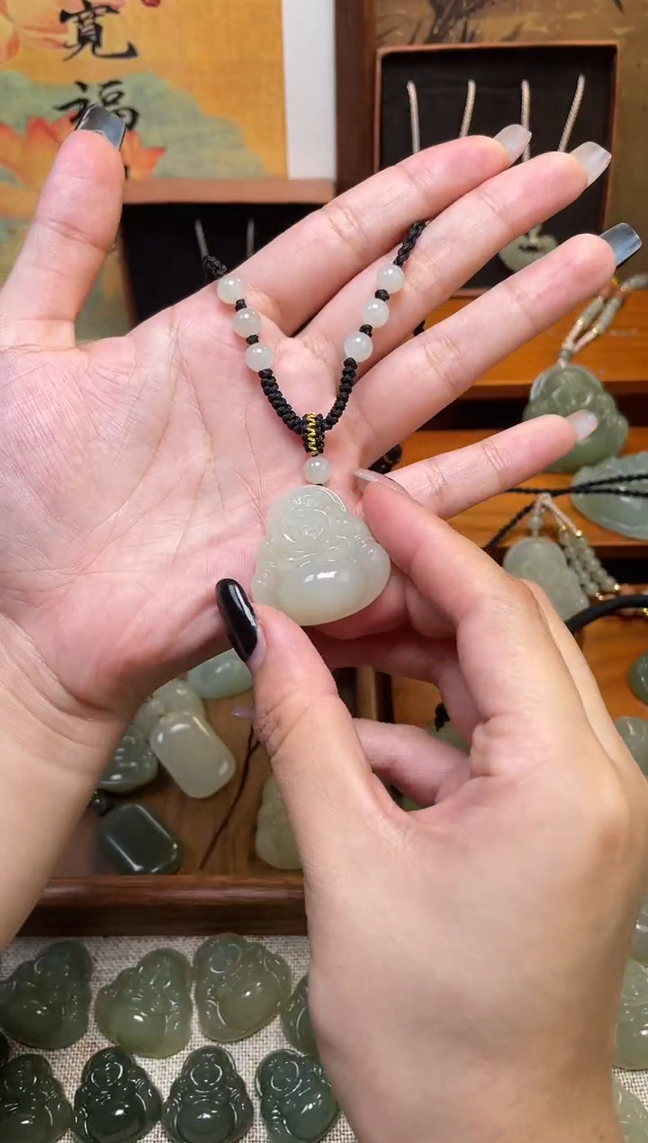 和田玉未镶嵌颈饰30