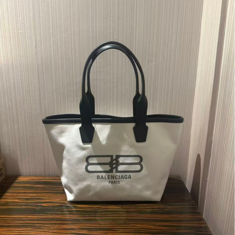 95新 Balenciaga/巴黎世家 乱乱子中古/女士/单肩包/117650
